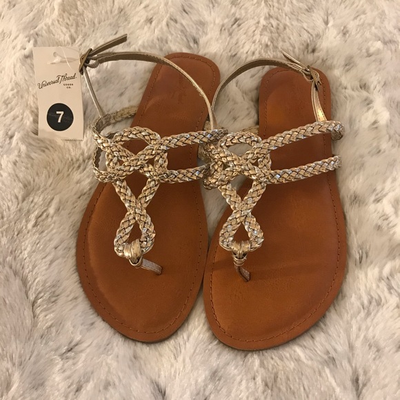 Universal thread Size 7 women’s sandals NWT - Picture 2 of 2